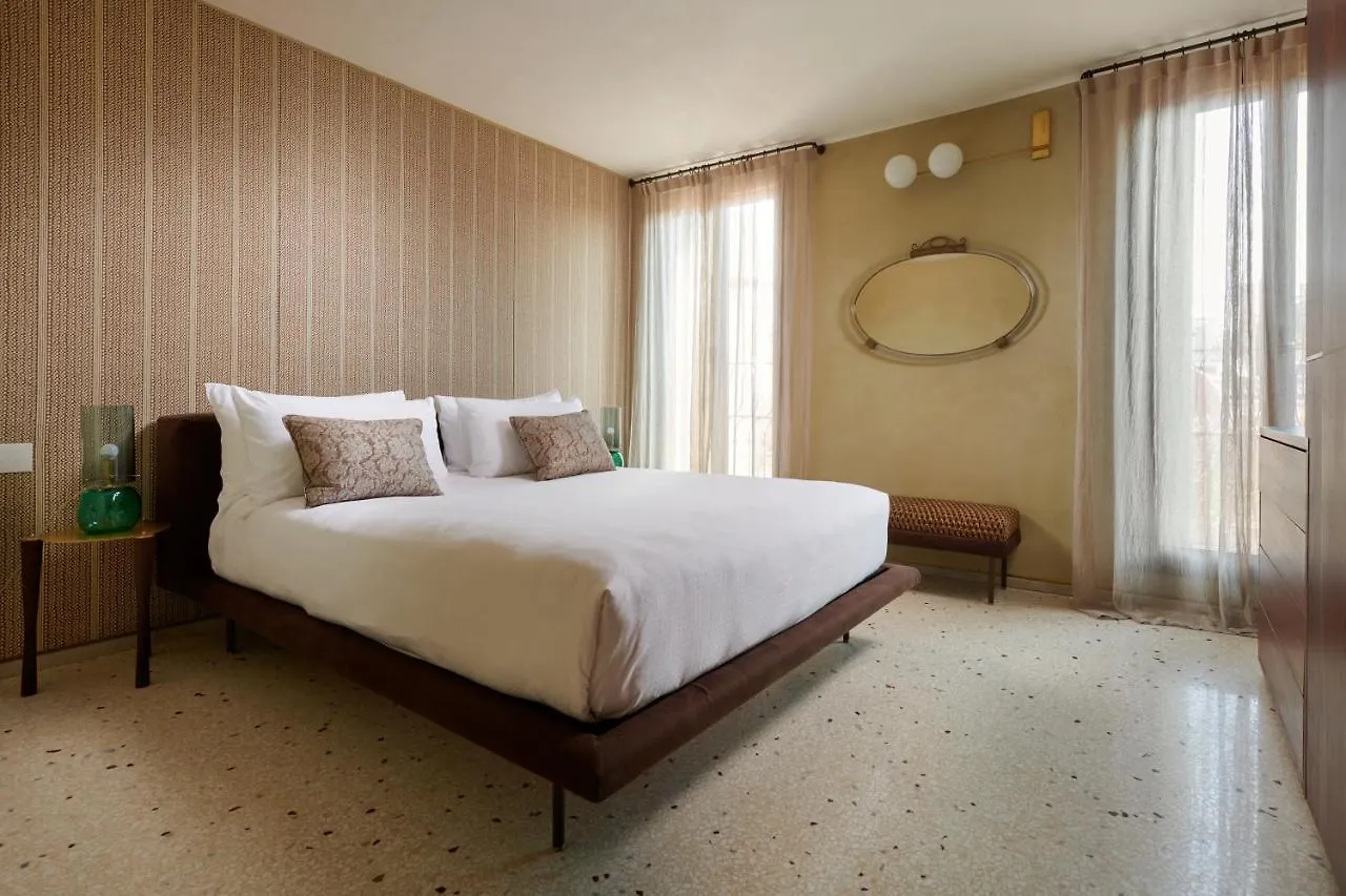Palazzo Garzoni Apartment Venice